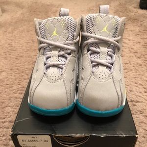 Jordan 7 True Flight